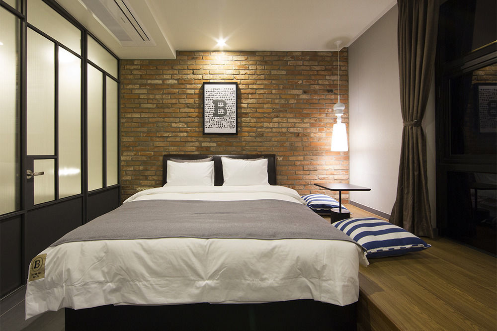 Hotel Brown Dot Gimhae Esterno foto
